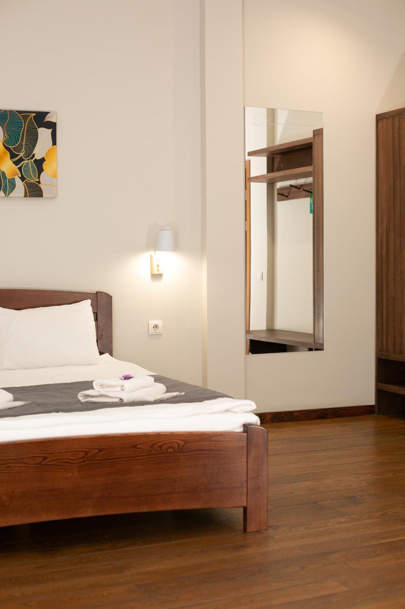 Nebos Hotel & Restaurant Ивано-Франкивск Екстериор снимка