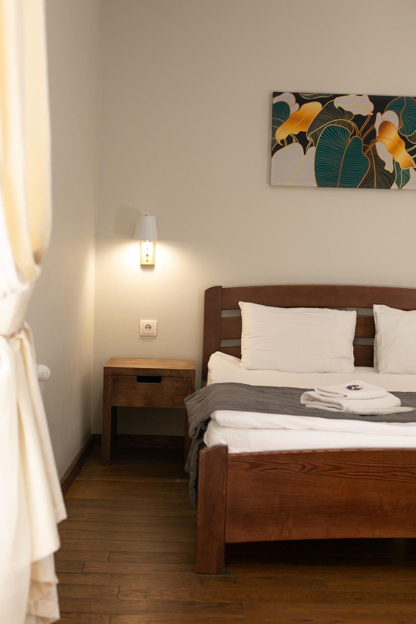 Nebos Hotel & Restaurant Ивано-Франкивск Екстериор снимка