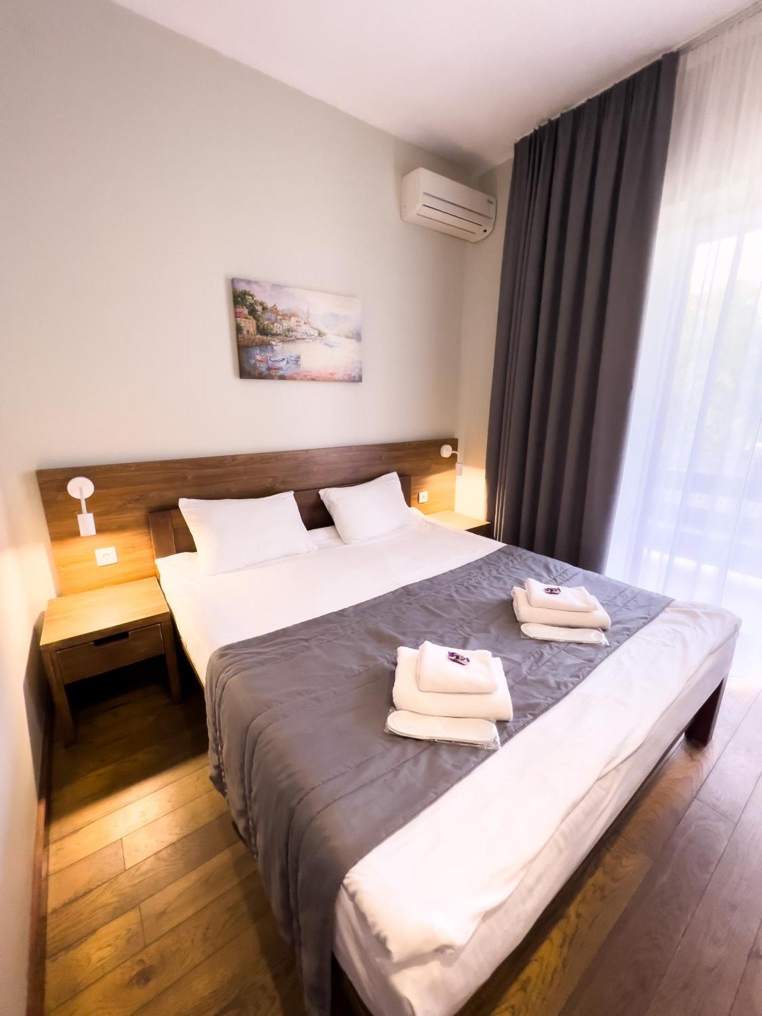 Nebos Hotel & Restaurant Ивано-Франкивск Екстериор снимка