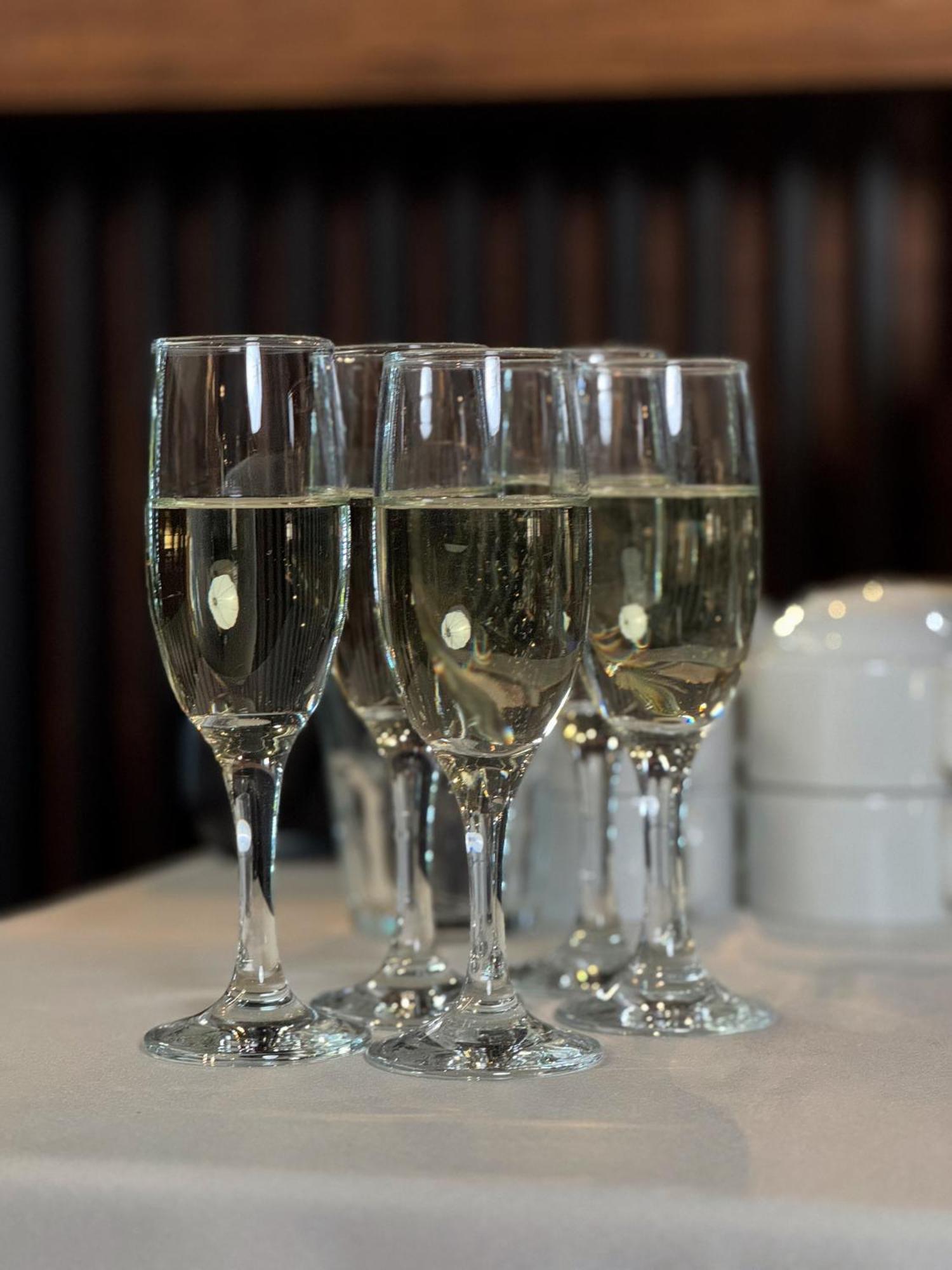 Nebos Hotel & Restaurant Ивано-Франкивск Екстериор снимка