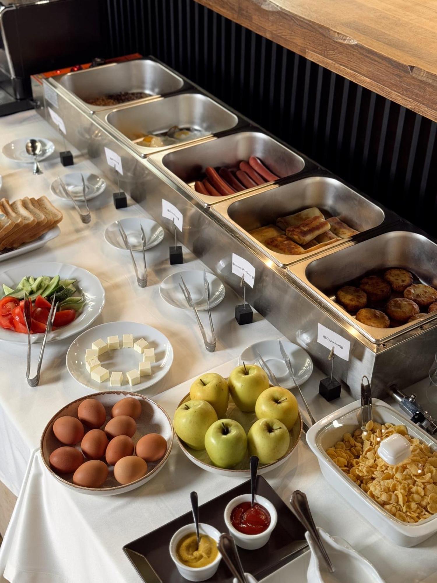 Nebos Hotel & Restaurant Ивано-Франкивск Екстериор снимка